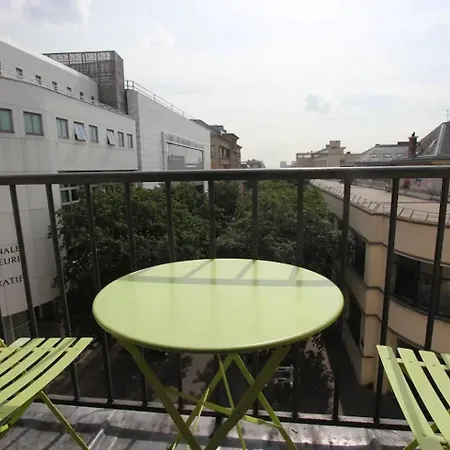 5 Au Dernier Etage Apartment