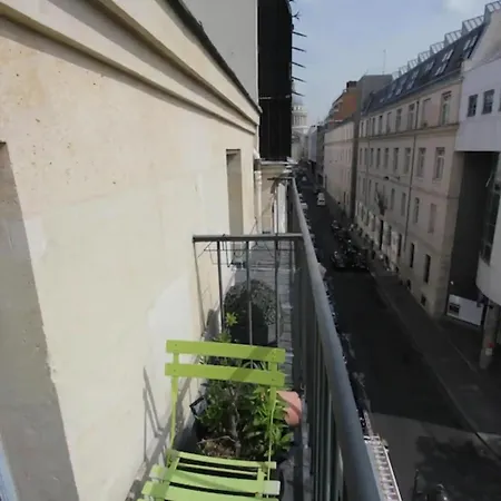 5 Au Dernier Etage Paris