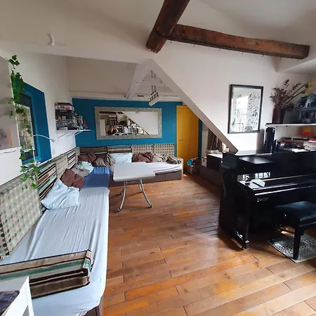 5 Au Dernier Etage Apartment *