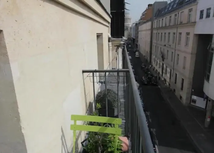 5 Au Dernier Etage Paris