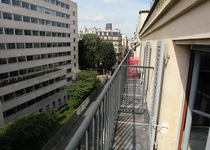 5 Au Dernier Etage Paris